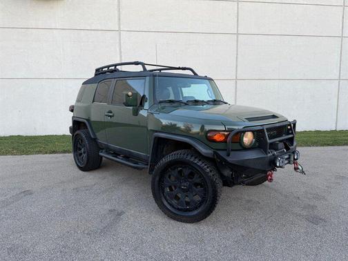 2014 Toyota FJ Cruiser Base