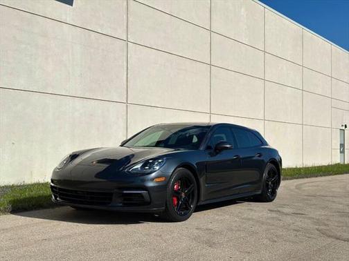 2018 Porsche Panamera E-Hybrid Sport Turismo 4