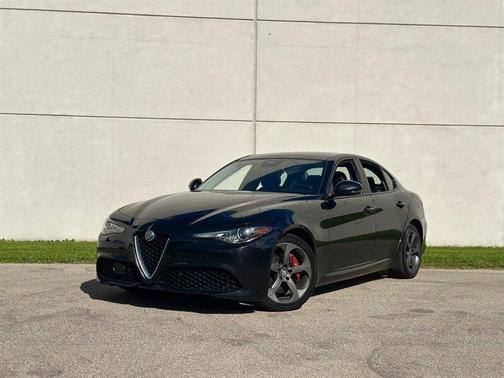 2017 Alfa Romeo Giulia Ti