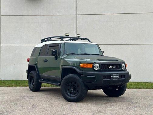 2013 Toyota FJ Cruiser Base