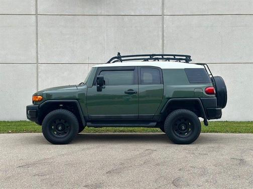 2013 Toyota FJ Cruiser Base