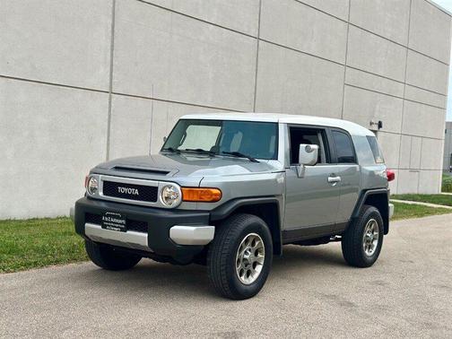 2012 Toyota FJ Cruiser Base