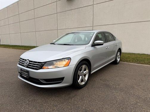 2012 Volkswagen Passat Base