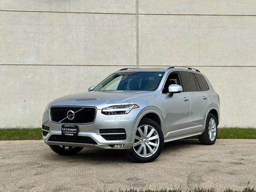 2019 Volvo XC90 T6 Momentum