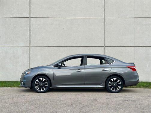 2016 Nissan Sentra SR