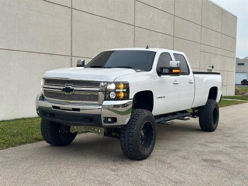 2009 Chevrolet Silverado 3500 LTZ Crew Cab