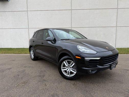 2016 Porsche Cayenne Cayenne