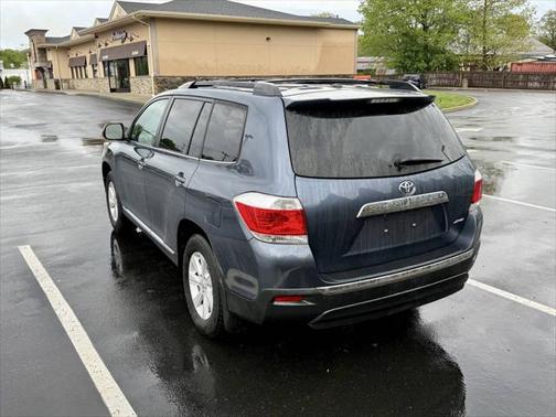2013 Toyota Highlander SE