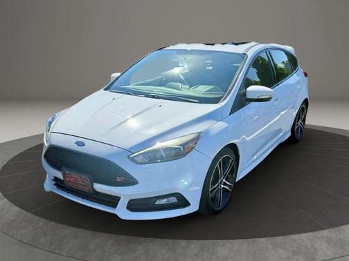 2017 Ford Focus ST 