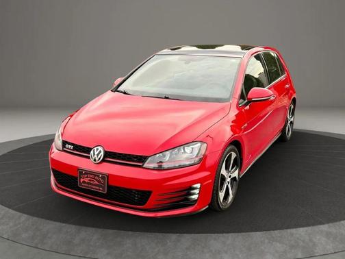 2016 Volkswagen Golf GTI 2.0T SE 4-Door