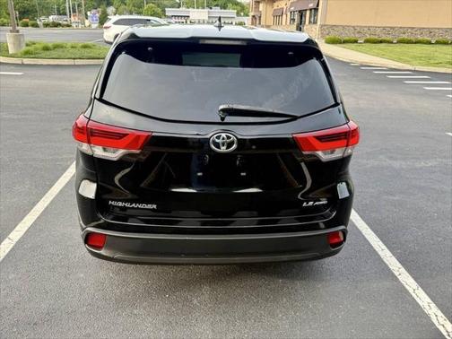 2018 Toyota Highlander LE Plus