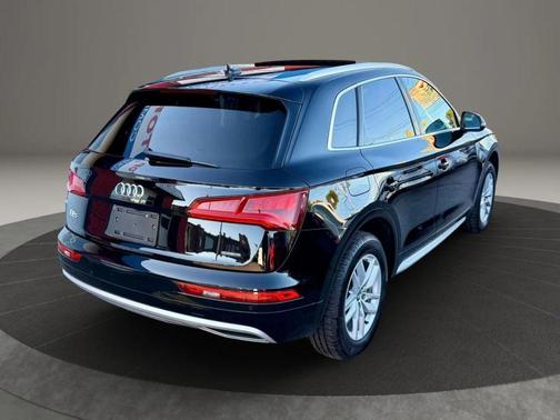 Brilliant Black 2020 Audi Q5 45 Premium