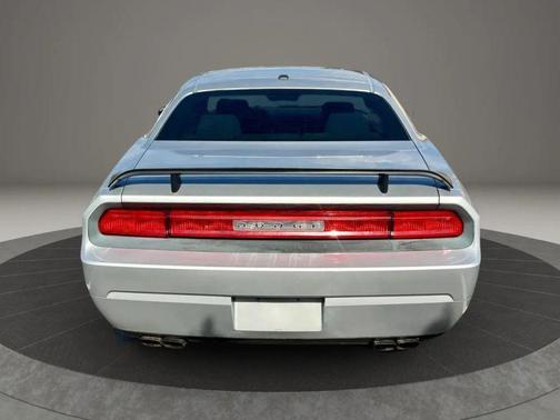 2009 Dodge Challenger SE