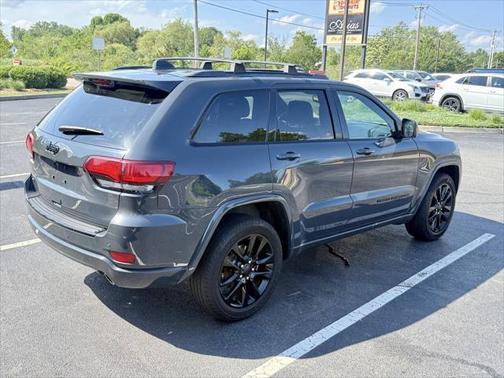 2017 Jeep Grand Cherokee Altitude