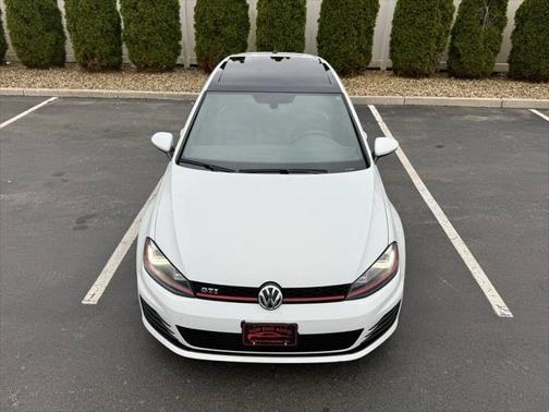 2016 Volkswagen Golf GTI 2.0T Autobahn 4-Door