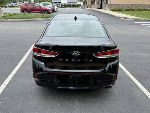 2018 Hyundai SONATA SEL
