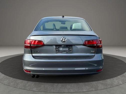 2016 Volkswagen Jetta 1.8T Sport
