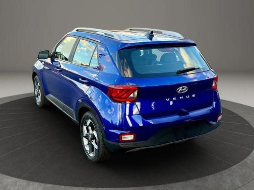 2021 Hyundai VENUE SEL