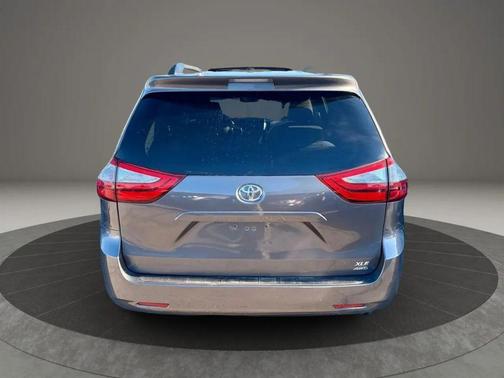 2015 Toyota Sienna Limited