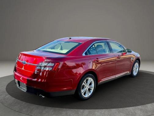 2013 Ford Taurus SEL
