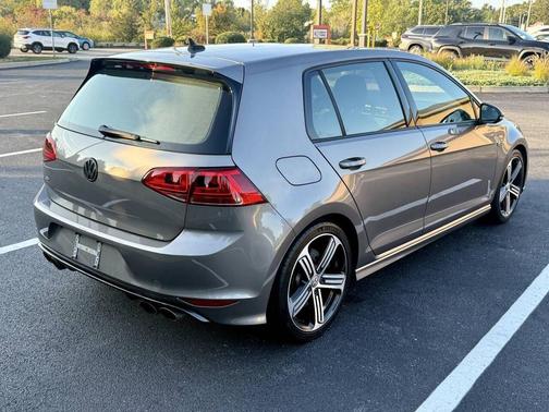 2016 Volkswagen Golf R 2.0T DSG