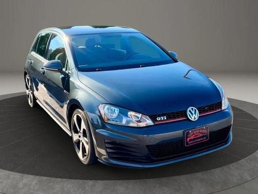 2017 Volkswagen Golf GTI 2.0T S 4-Door