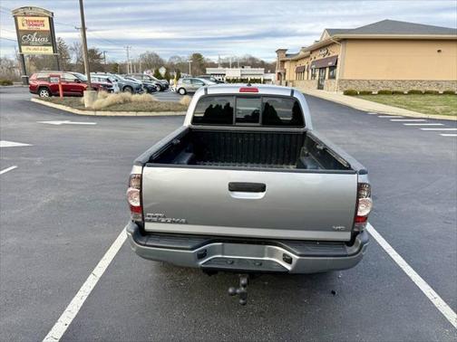 2014 Toyota Tacoma Base