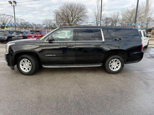 2016 GMC Yukon XL SLT