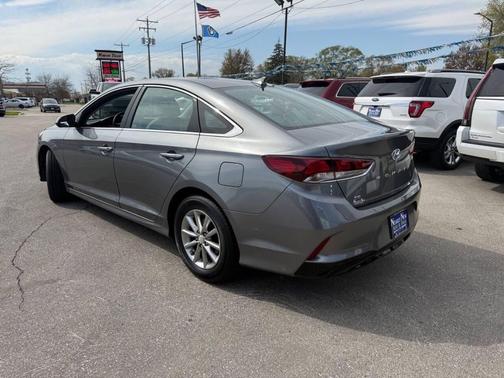 Machine Gray 2019 Hyundai SONATA SE