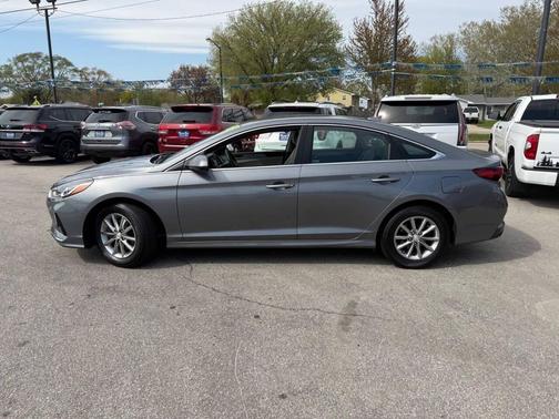 Machine Gray 2019 Hyundai SONATA SE