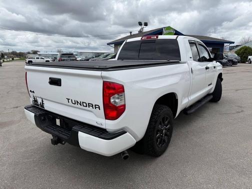 Super White 2019 Toyota Tundra SR5