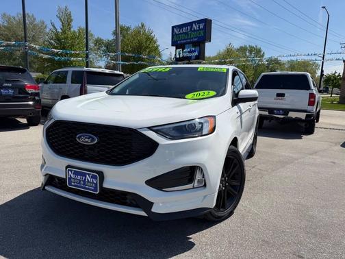 Star White Metallic Tri-Coat 2022 Ford Edge ST Line