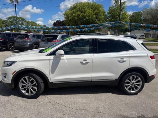 White Platinum Metallic Tri-Coat 2017 Lincoln MKC Select
