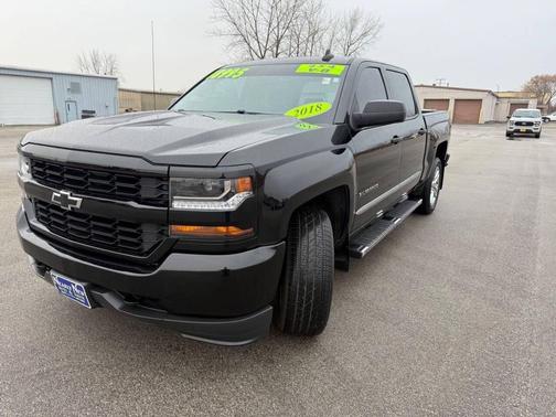 2018 Chevrolet Silverado 1500 Custom