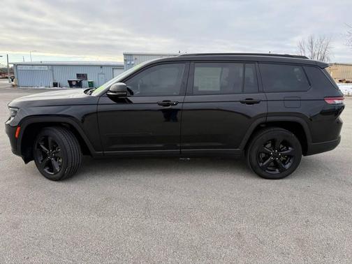 2022 Jeep Grand Cherokee L Altitude