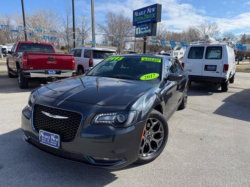 2017 Chrysler 300 S