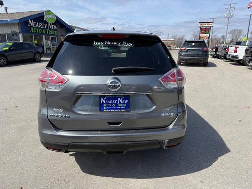 Brilliant Silver 2016 Nissan Rogue SV
