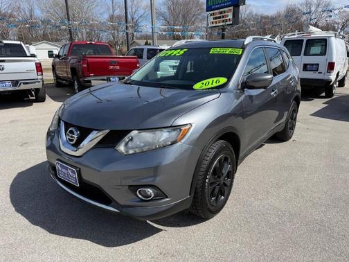Brilliant Silver 2016 Nissan Rogue SV