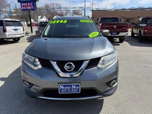 Brilliant Silver 2016 Nissan Rogue SV