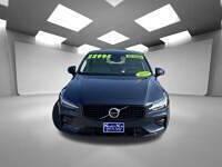 2022 Volvo S60 T5 Momentum