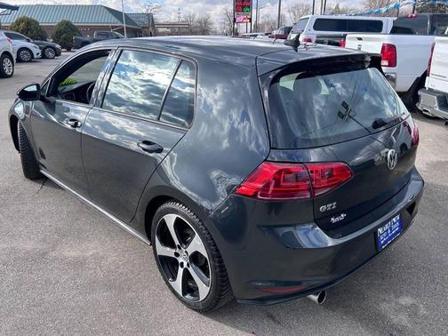 2017 Volkswagen Golf GTI 2.0T S 4-Door