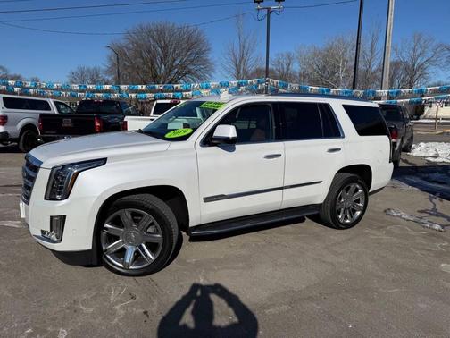 2019 Cadillac Escalade Luxury