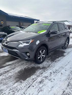 2017 Toyota RAV4 XLE