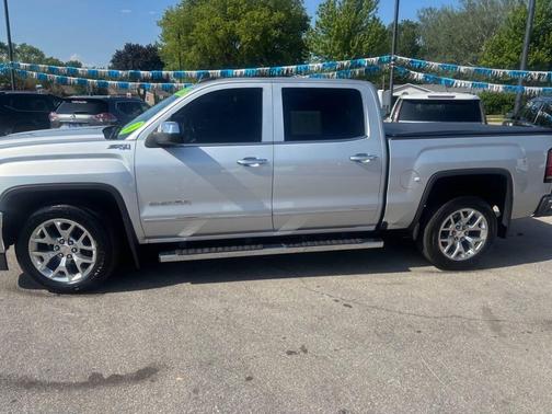 Quicksilver Metallic 2017 GMC Sierra 1500 SLT