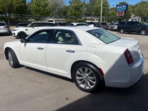 Ivory Tri-Coat Pearl 2015 Chrysler 300 S
