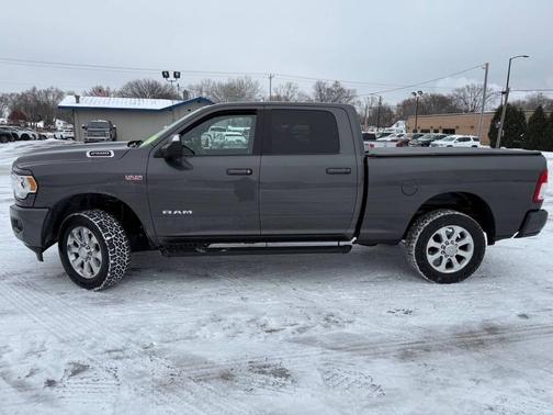 2019 RAM 2500 Big Horn Crew Cab 4x4 6'4' Box