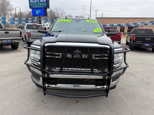 2020 RAM 2500 Tradesman Crew Cab 4x4 6'4' Box