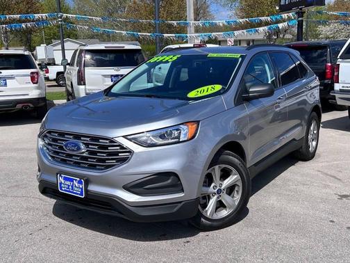 Iconic Silver Metallic 2022 Ford Edge SE