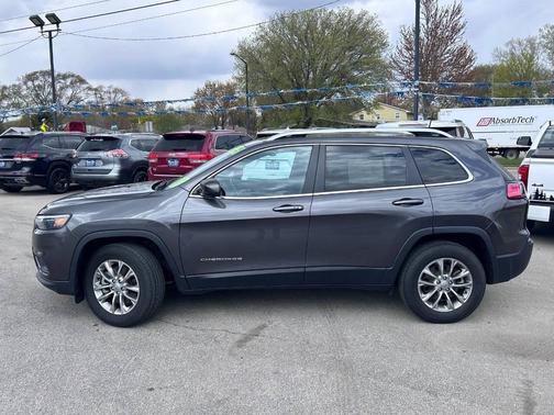 Granite Crystal Metallic Clearcoat 2021 Jeep Cherokee Latitude Plus