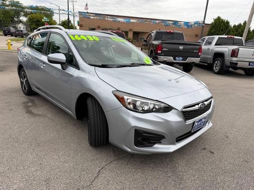 Ice Silver Metallic 2019 Subaru Impreza 2.0i Premium